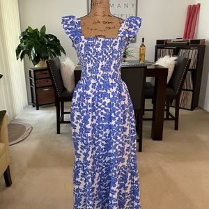 Beautiful Flutter sleeve maxi dress! A perfect vibe for summertime!